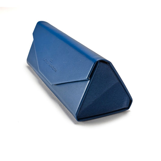 Keep your frames cleana nd safe with this Catch London eyewear case